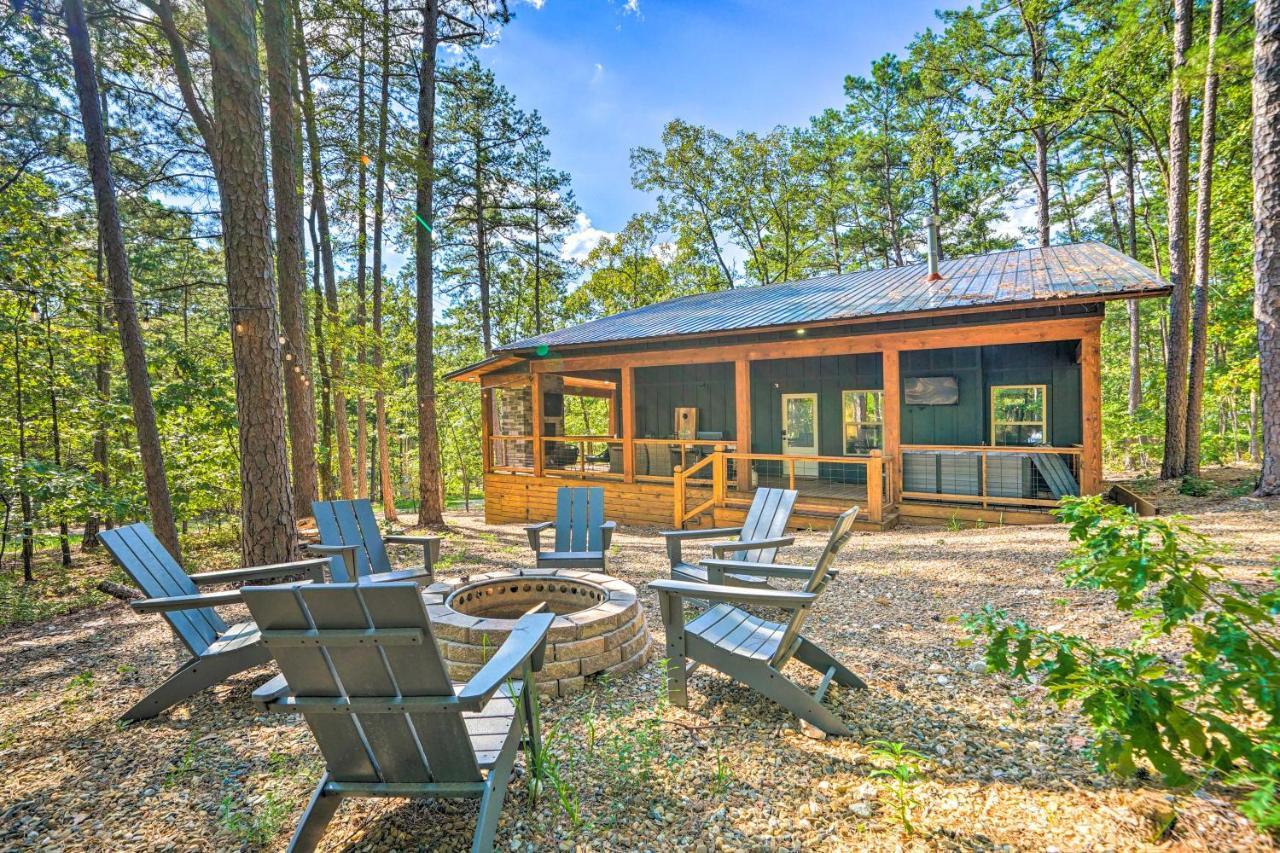 Chic Broken Bow Cabin With Hot Tub And Gas Grill! Exterior foto